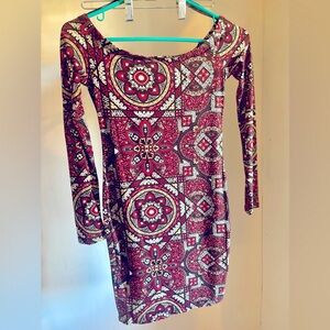 Ambiance Off The Shoulder Longsleeve Bodycon Dress.S New w/out tags.Never worn.